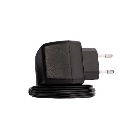 Schwarzes EU-Netzteil mit Stecker, geeignet für 230V-24V Anwendungsbereiche. Produkte der Marke ESBE. Kabel ist aufgewickelt.